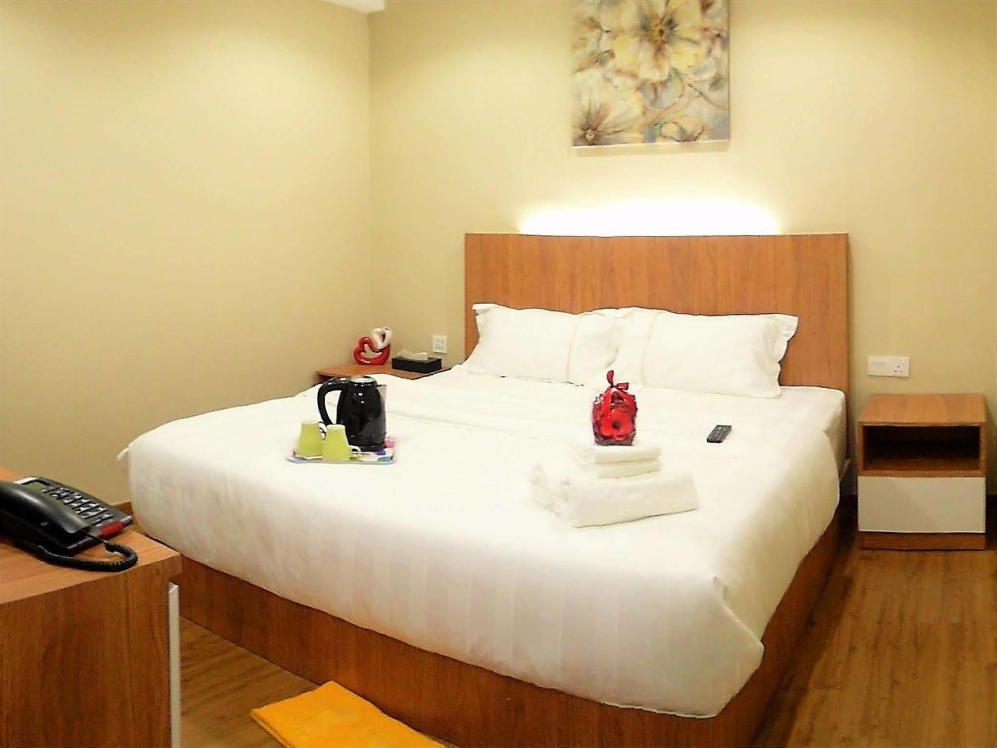 Royale Hotel Batu Gajah Ипох Экстерьер фото