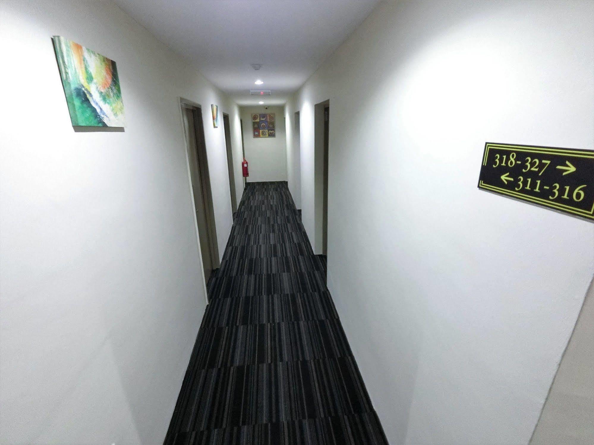 Royale Hotel Batu Gajah Ипох Экстерьер фото